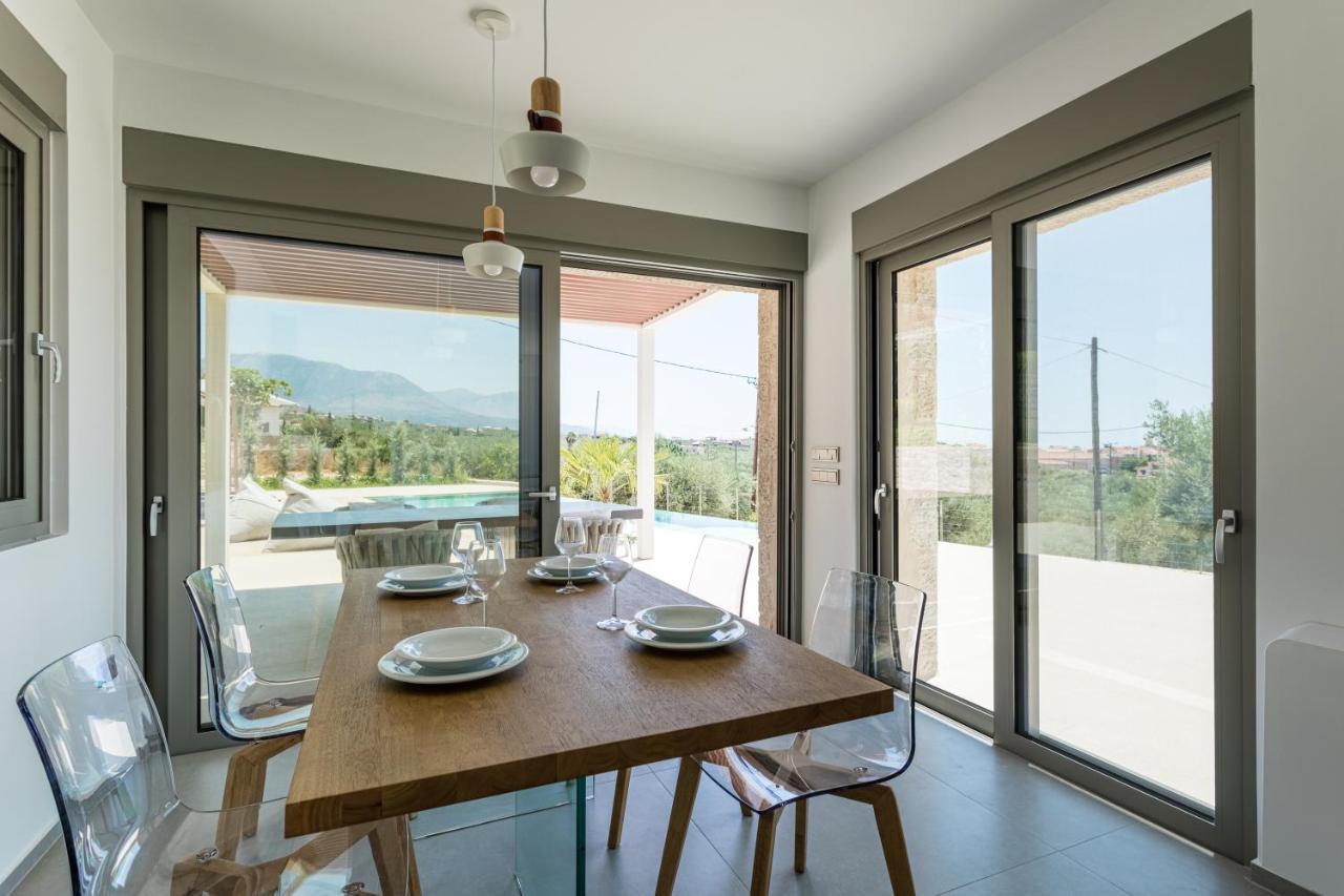 Manitennisvillas Stoúpa Exterior photo