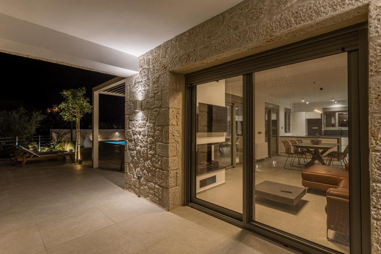 Manitennisvillas Stoúpa Exterior photo