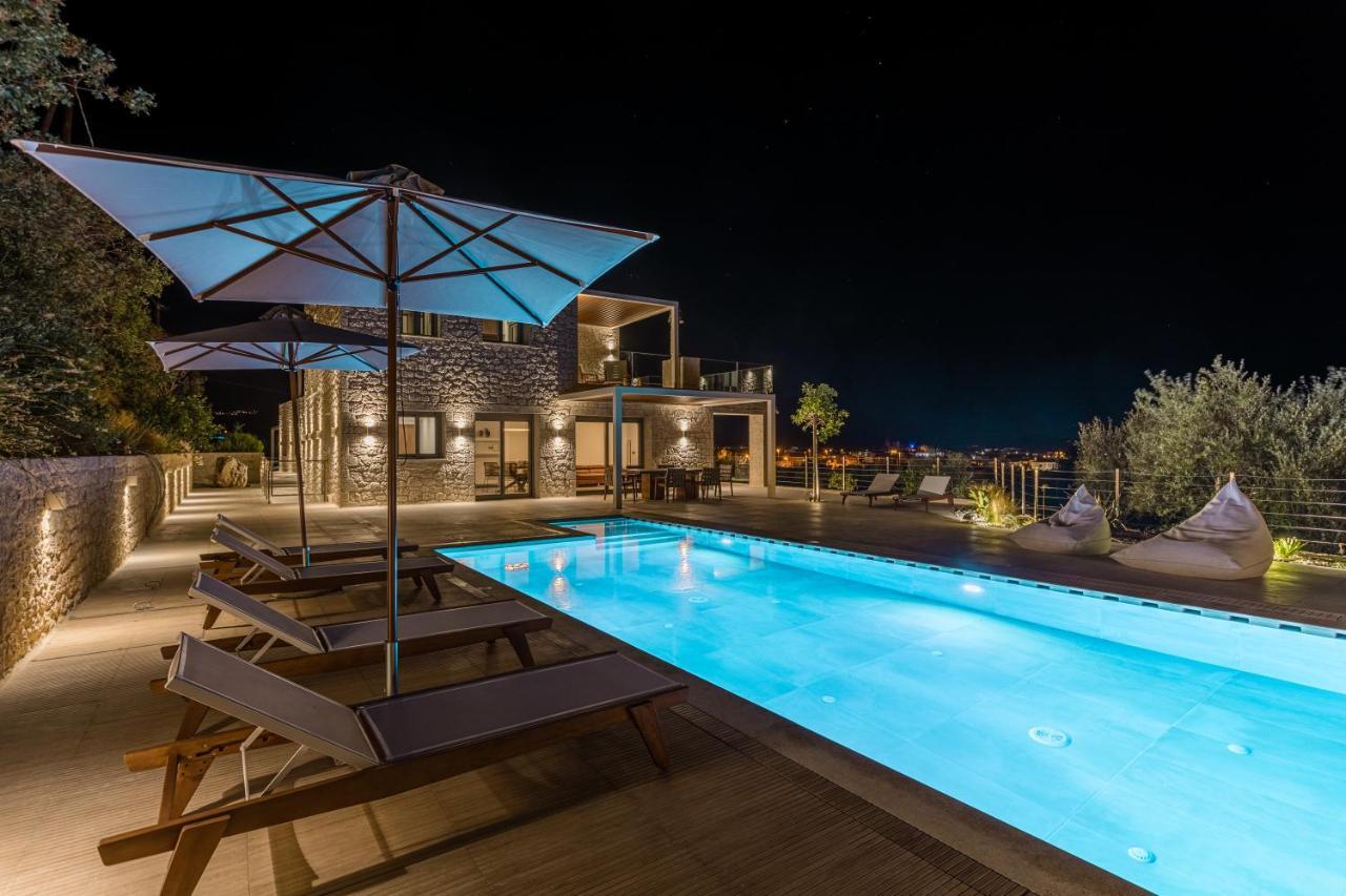 Manitennisvillas Stoúpa Exterior photo