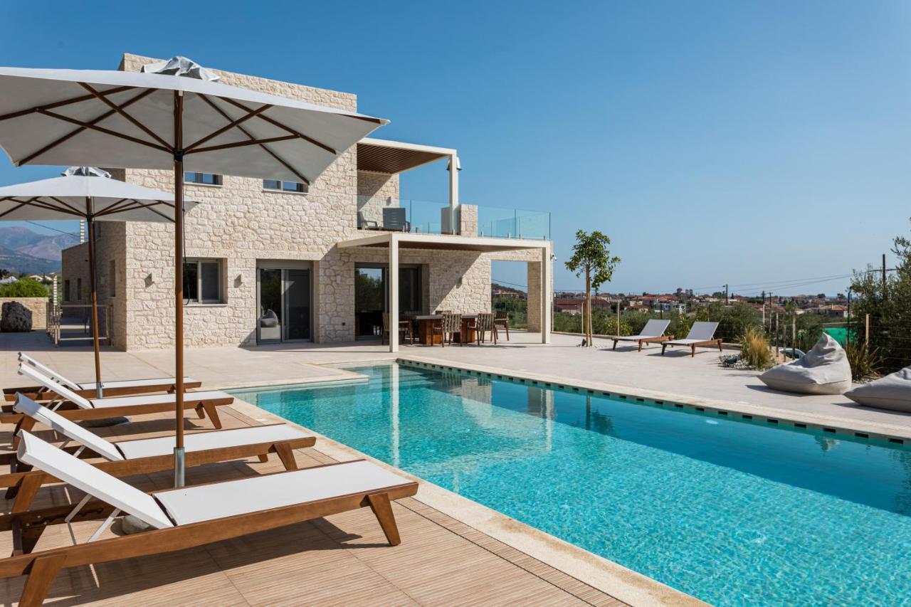 Manitennisvillas Stoúpa Exterior photo